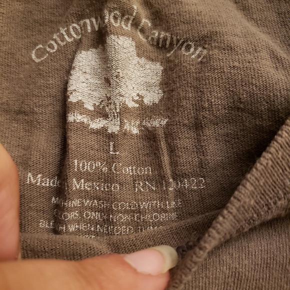 Realtree t shirt - Picture 2 of 3